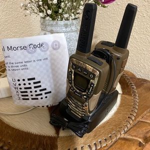 Cobra Walkie Talkie